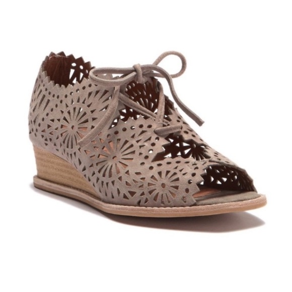 Jeffrey Campbell Espejo Lace Up Wedges - Picture 1 of 14